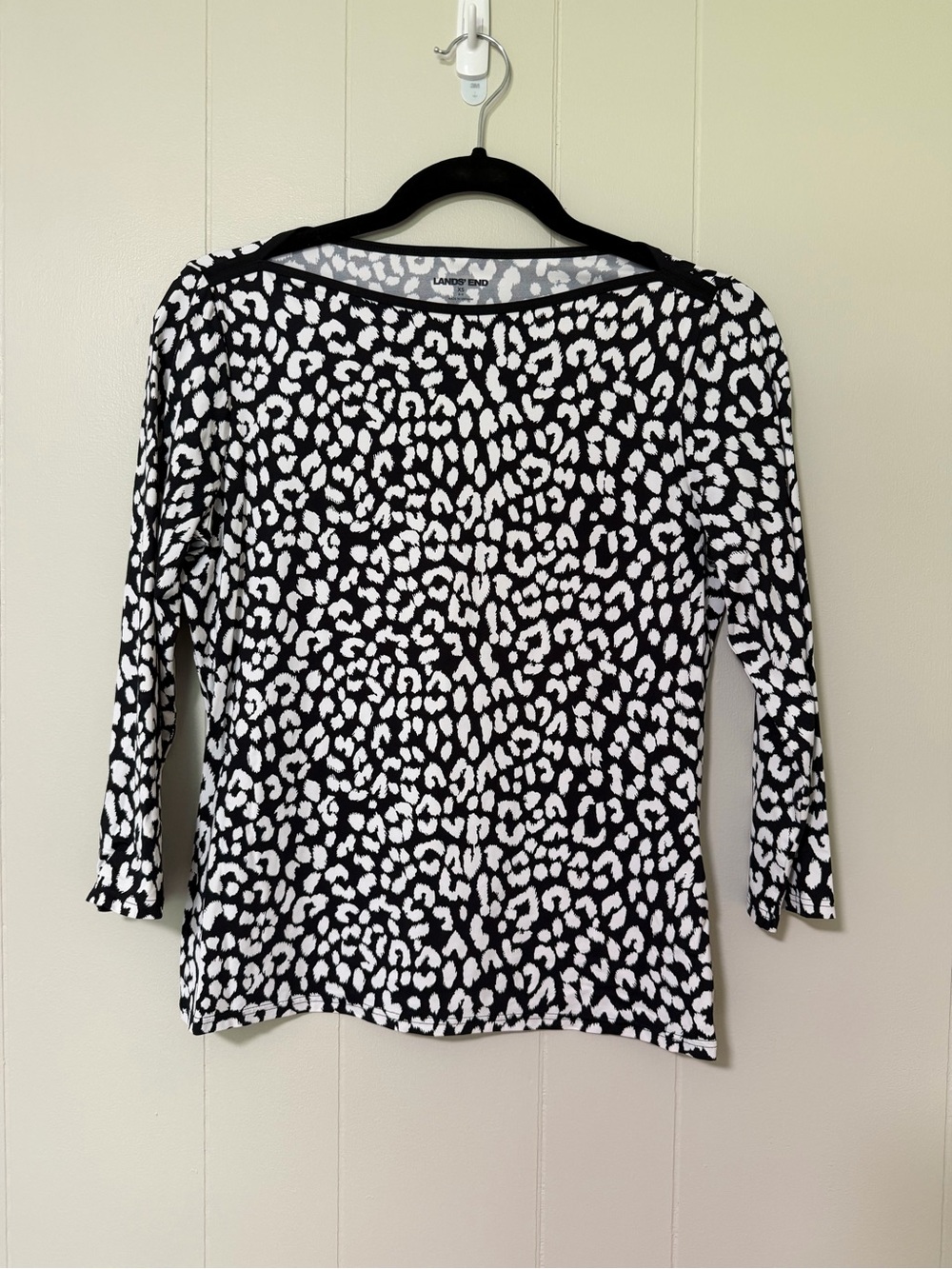 Lands' End Black and White Leopard-Print Long Sleeve Top